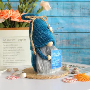 Gnomo senza volto a tema oceano con cappello blu stella marina e insegna beach life