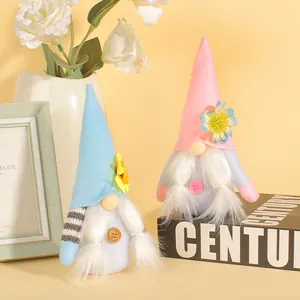 Coppia di adorabili gnomi di peluche pastello con fiori per decorazione domestica