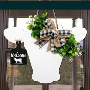Plaque de porte rustique tête de vache en bois avec nœud à carreaux et un Welcome