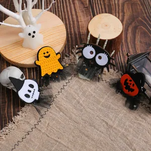 Fermagli per capelli creativi di Halloween con disegni di fantasma, zucca e ragno