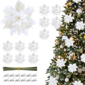 Set di fiori natalizi artificiali bianchi glitterati con steli e clip per decorare l'albero.