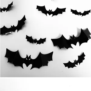 Detail von 3D schwarzen Halloween Fledermaus Aufklebern mit realistischen Flügeln