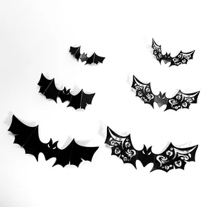 Set mit 3D Halloween Fledermaus Wandaufklebern in Schwarz mit Hohl- und Vollmotiven