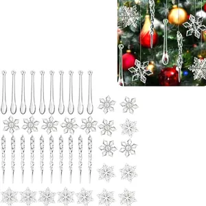 Vue détaillée du lot de 40 décorations de Noël en forme de flocons et de glaçons transparents