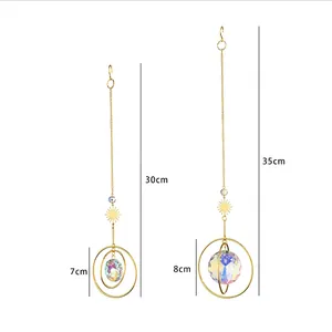Dettaglio del set di 2 acchiappasole in cristallo per decorazione giardino con misure