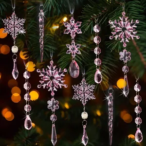 Set de 18 adornos navideños de acrílico rosa con copos de nieve y carámbanos colgantes