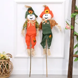 Halloween Decoration Funny Scarecrow Prop For Hotel Mall Window Scene Layout Straw Cloth Ornament Orange Green Hat Style