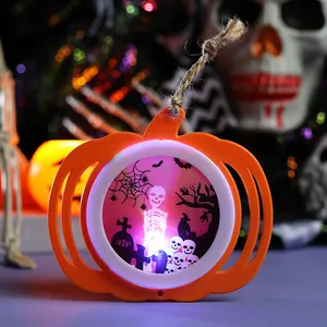Φωτιζόμενο κρεμαστό LED κολοκύθα Halloween με μωβ φως και φυσικό σχοινί από γιούτα