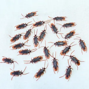 Juguete de Broma de Cucaracha de Simulación Realista Insectos de Plástico Gadget de Broma para Regalos de Fiesta de Halloween Truco Divertido Prop