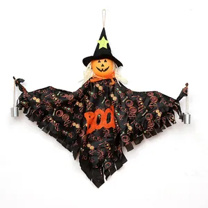 Décoration d'épouvantail sorcière d'Halloween à suspendre avec tête de citrouille et BOO