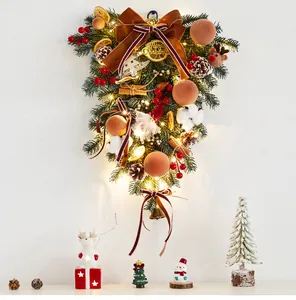 Couronne de sapin de Noël inversée lumineuse avec nœud en velours rouge et décors