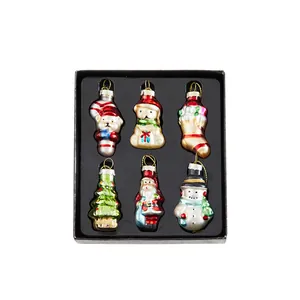 Set mit 6 handbemalten Vintage-Glas-Weihnachtsanhängern in schwarzer Geschenkbox
