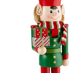 Schiaccianoci elfo di Natale in legno rosso da 38 cm con scatole regalo colorate