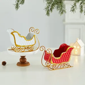Christmas Iron Sleigh Desktop Ornament White Red Metal Reindeer Cart For Hotel Mall Window Holiday Party Decor Display