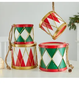 Lot de décorations de Noël en fer en forme de tambour avec motifs rouges, verts et cordes dorées