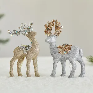 Figuras de renos navideños brillantes con astas y espalda decoradas con lentejuelas