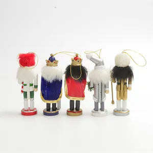 Set van vijf houten notenkraker-soldaten van 13 cm voor kerstboomversiering en ophanging.
