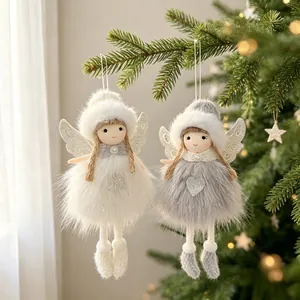 Adornos de muñecas de ángeles navideños de peluche con alas brillantes.