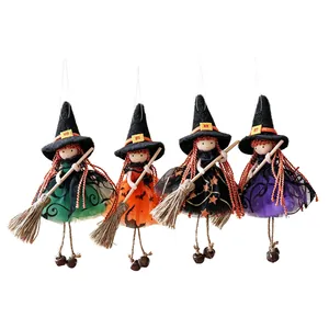 Σετ τεσσάρων πολύχρωμων κούκλων μαγισσών Halloween με σκούπες για εορταστική διακόσμηση.