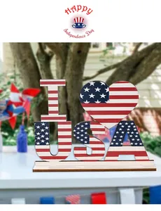 Ξύλινη επιγραφή I Love USA με σχέδιο σημαίας για τη διακόσμηση της Ημέρας Ανεξαρτησίας