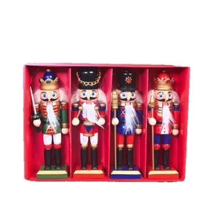 Set di quattro soldati schiaccianoci classici da 13 cm in scatola da esposizione rossa