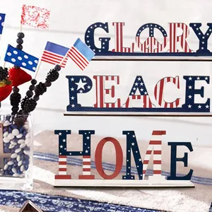 Ξύλινα γράμματα GLORY PEACE HOME για την Ημέρα Ανεξαρτησίας με σχέδια της αμερικανικής σημαίας