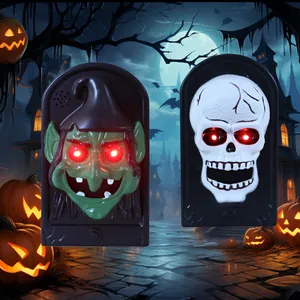 Decoraciones de timbre de Halloween con ojos rojos brillantes, bruja y calavera