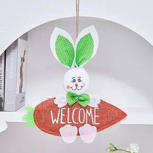 Linda decoración colgante de conejo de Pascua con cartel de bienvenida de zanahoria