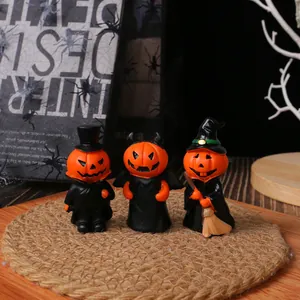 Lot de trois figurines de citrouilles d'Halloween miniatures en résine pour décoration