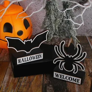 Décorations de table d'Halloween en bois avec signes de chauve-souris et araignée noires