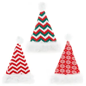 Premium Set aus drei gestrickten Weihnachtsmützen mit weichem Plüschrand und Motiven
