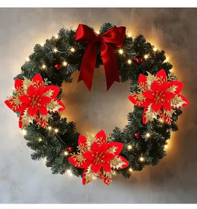 Weihnachtskranz mit warmer LED-Beleuchtung, roten Weihnachtssternen und Seidenschleife