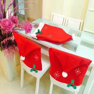 Housses de Chaise de Noël en Tissu Non Tissé Flocon de Neige Style Chapeau Rouge pour Décorations de Table Hôtel