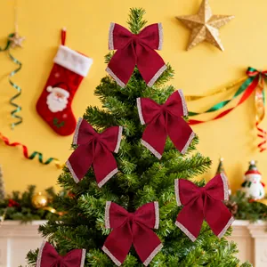 Lazos de terciopelo burdeos para árbol de Navidad con purpurina plateada para decoración.