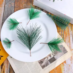 Ramas de agujas de pino artificiales para decoraciones navideñas y manualidades DIY