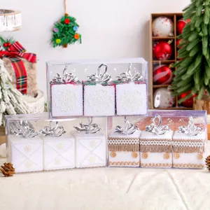 Boîte Cadeau De Noël Décorations Suspendues Broderie Flocon De Neige Toile De Jute Dentelle Künstliche Perle Nœud Argenté Décor Sapin