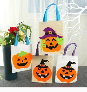 Set di sacchetti per caramelle in tela di Halloween con vari disegni di zucca in feltro
