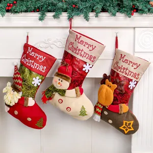 Grandi Calze di Natale in Peluche Con Bambola Tridimensionale Babbo Natale Pupazzo di Neve Renna Stampate da Appendere al Camino