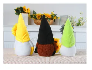 Vue arrière de gnomes abeilles tournesols montrant les textures des chapeaux