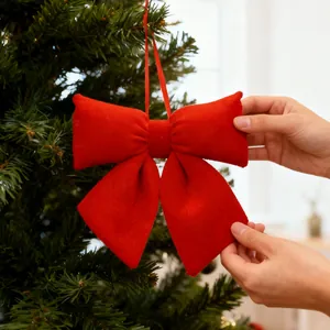 Grande fiocco di velluto rosso per l'albero di Natale, decorazione festiva elegante