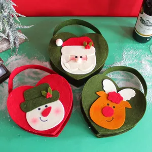 Christmas Heart Gift Bag Handheld Felt Pouch Santa Snowman Reindeer Cartoon Festival Decoration Packaging
