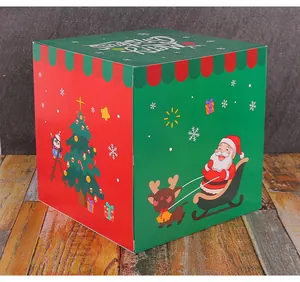 Detailansicht der quadratischen Weihnachts-Geschenkbox mit Weihnachtsmann-Motiv