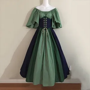 Middeleeuwse vintage jurk met blote schouders, veterkorset en een wijde contrastrok.