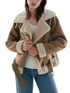 Giacca biker vintage da donna in finto scamosciato con calda fodera in lana d'agnello