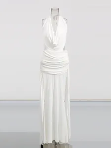 Robe de soirée blanche élégante dos nu avec licou et fente latérale pour les soirées