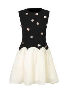 French retro sleeveless short dress with metallic flower appliques and round neck