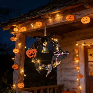 Couronne d'Halloween en rotin avec LED, citrouille et cloche pour décoration de porte