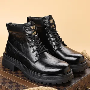 Botas de invierno de cuero negro de alta calidad para hombre con forro cálido y suela