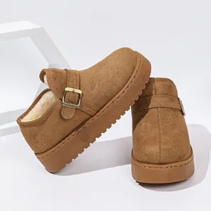 Eleganti stivali da neve con plateau da donna in marrone con fodera in pile e fibbia