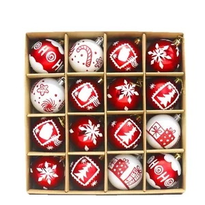 Set van 16 handbeschilderde rood-witte kerstballen van 6 cm in een kraft papieren geschenkdoos